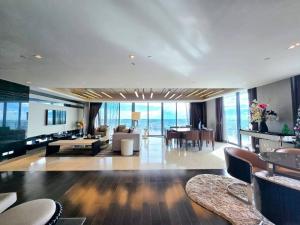 ● Best view ● Penthouse ชั้น 50+ 341.00 ตร.ม. | 3 ห้องนอน 5 ห้องน้ำ | ใกล้ เซ็นทรัล พระราม 3 7 นาที, เทอร์มินอล21 พระราม 3 16 นาที