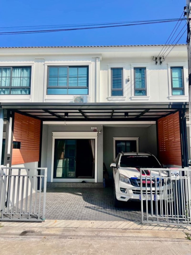 บ้านทาวน์โฮม 2 ชั้น มบ.มณีรินทร์ มิดทาวน์ หนองมน ใกล้ตลาดหนองมน