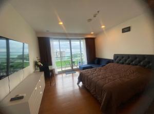 For rent the Palm wongamat beach Fornt pattaya Studio type short and long term (S03-1103)