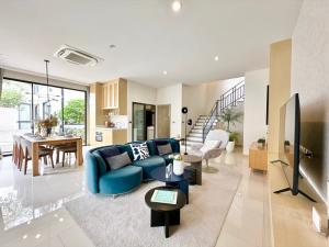 🏡Aerie Srinakarin, Krungthep Kreetha🌈SOHO 50 sq.w. 350 sq.m. | 4 bedrooms, 4 bathrooms, 3 parking spaces, starting at 19 MB, contact to make an appointment to view Tel.0922635410 (Earth)