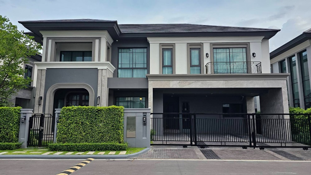 Grand Bangkok boulevard krungthep kreetha for rent