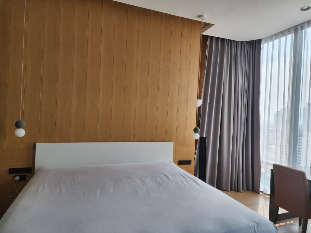 ♢ Pullman view ♢ ชั้น 20+ 49.50 ตร.ม. | 1 ห้องนอน 1 ห้องอเนกประสงค์ | คอนโดตรงข้ามสีลมพลาซ่า ใกล้ BTS ช่องนนทรี 2 นาที, BTS ศาลาแดง 3 นาที, คิง เพาเวอร์ มหานคร 5 นาที – รูปที่ 2