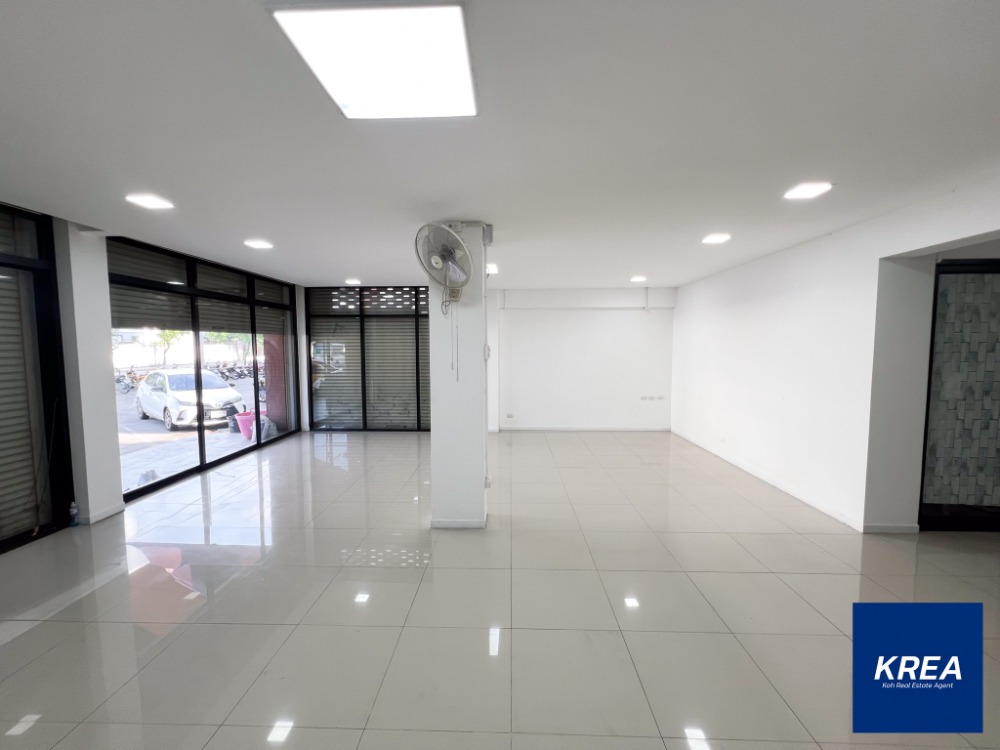 For sale: 4-storey, 2-unit home office, Sena Avenue 2 project, Rangsit - Khlong 1, fully decorated and extended, for sale with furniture, electrical appliances, everything!!! Near Si Mum Muang Market, Future Park Rangsit, next to the expressway, near Don  – รูปที่ 2