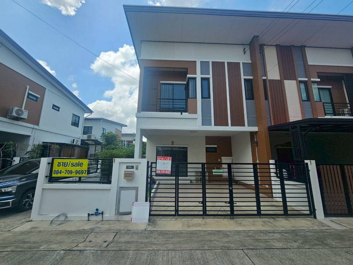 ใกล้ ตลาดน้ำดอนหวาย วัดไร่ขิง ขาย ม. บ้านฟ้าทาวนี่ ปิ่นเกล้า พุทธมณฑลสาย5​  อ.สามพราน​  จ.นครปฐม เนื้อที่ 27.3 ตรว. ราคา 3.25 ล้านบาท