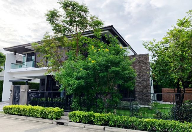 2-storey detached house, Mantana Kalapapruk-Wongwaen, 102 square wah
