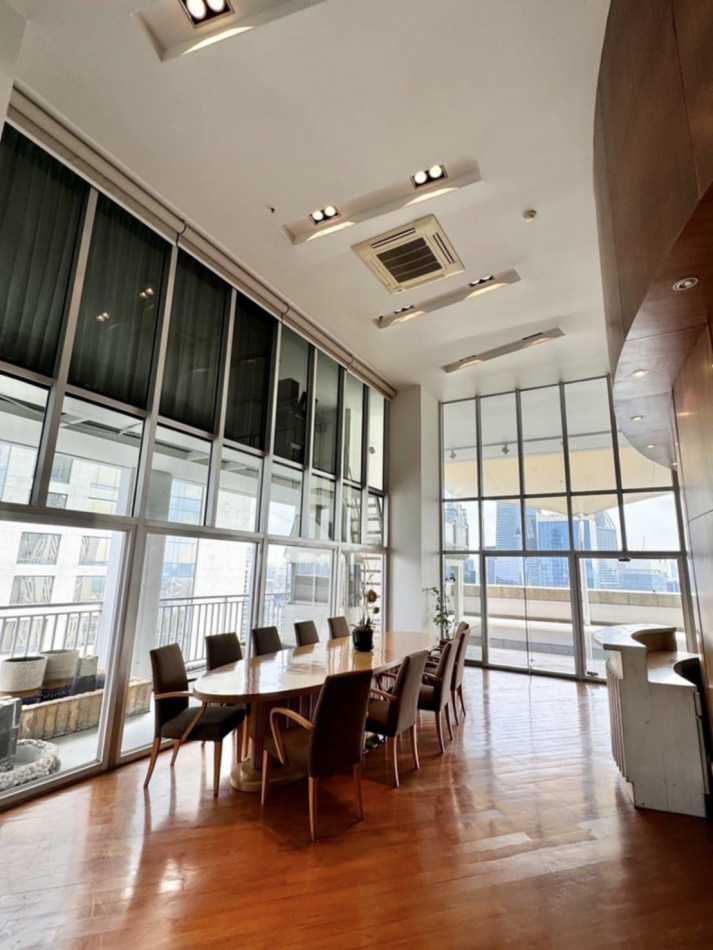 Sale Unique Duplex Penthouse with huge private pool at Sathorn Park Place, Approximate usable area 1,400 sq. meter – รูปที่ 2