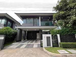 ❖ Luxury House ❖ บ้านเดี่ยว 2 ชั้น 57.00 ตร.ว. 195.00 ตร.ม. | 3 ห้องนอน 3 ห้องน้ำ | ใกล้ ไบรท์ตัน คอลเลจ กรุงเทพฯ 5 นาที, มาร์เก็ตเพลส กรุงเทพกรีฑา 6 นาที, MRT ศรีกรีฑา 8 นาที