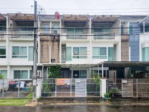 ทาวน์โฮม บ้านใหม่ พระราม 9 - ศรีนครินทร์ / 3 ห้องนอน (ขาย), Baan Mai Rama 9 - Srinakarin / Townhome 3 Bedrooms (FOR SALE) AA565