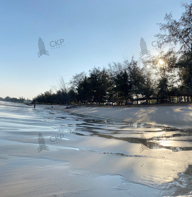 ขาย ที่ดินสวยมาก 41-3-57ไร่ ติดหาดแก้วบรรยากาศเงียบสงบ เป็นส่วนตัว เหมาะสำหรับทำโครงการโรงแรม รีสอร์ท บ้านพักตากอากาศ – รูปที่ 3