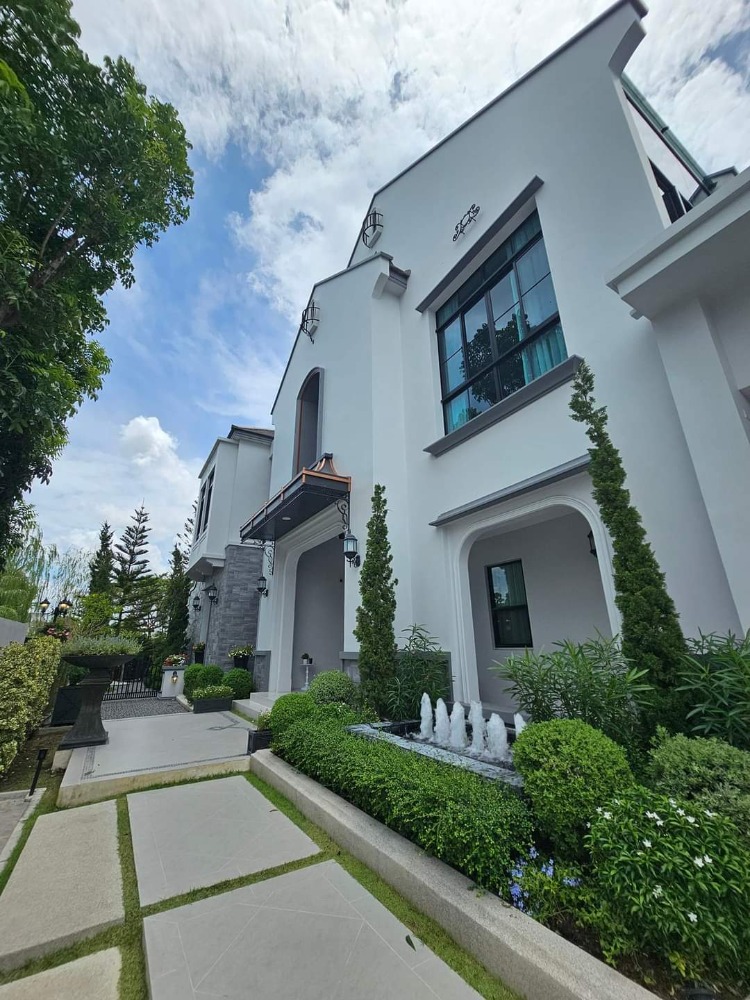 For rent Nantawan Rama 9 For rent Nantawan Rama 9