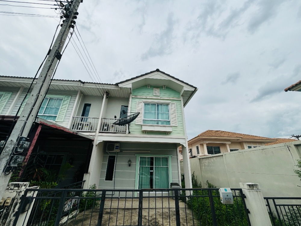 Sale, townhouse 3+1 bedrooms,2 bathrooms, house area 26.1 sq.w. at Modi Villa, Rangsit Khlong 7 Sale, townhouse 3+1 bedrooms,2 bathrooms, house area 26.1 sq.w. at Modi Villa, Rangsit Khlong 7