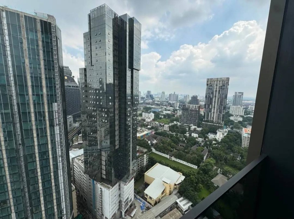 ♦ Prime location ♦ ชั้น 20+ 38.00 ตร.ม. | 1 ห้องนอน 1 ห้องน้ำ | ใกล้ BTS ทองหล่อ 1 นาที, เกทเวย์ เอกมัย 6 นาที, โรงพยาบาลสุขุมวิท 6 นาที – รูปที่ 3