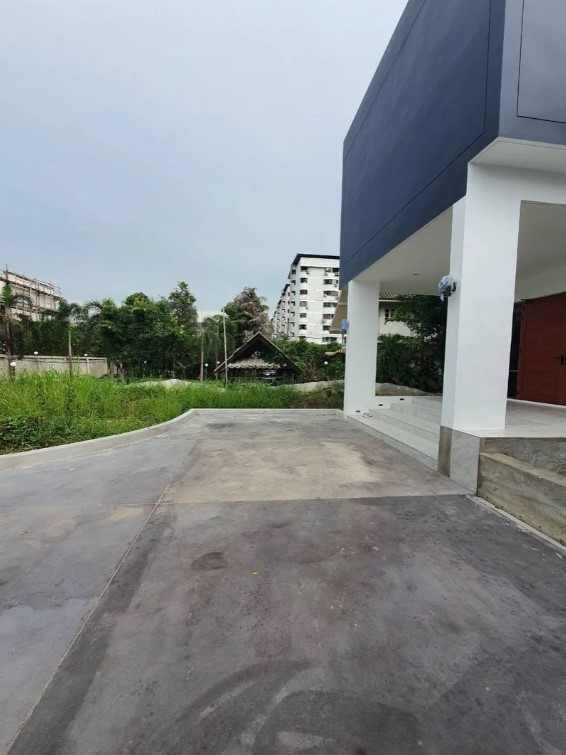 Single house for rent, Soi Sukhumvit 62, Soi 25 – รูปที่ 3