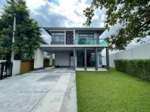 โครงการ เศรษฐสิริ พัฒนาการ พัฒนาการ87 แบบบ้าน สันติสุข : บ้านเดี่ยว 2 ชั้น พื้นที่ใช้สอย ประมาณ 194 ตร.ม.