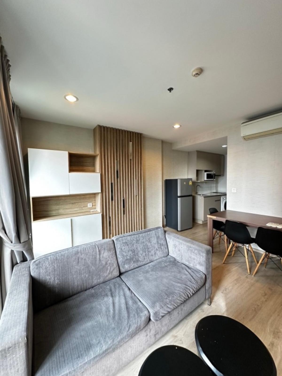 For Rent!! Ideo Q Ratchathewi Rent Price!! 28,000฿ per month❤️‍🔥2 Bedrooms 1 Bathroom size 50 sq.m. Contract Aomam (agent) Tel./Line id : 0955871692 WhatsApp : +66 95 587 1692 – รูปที่ 4