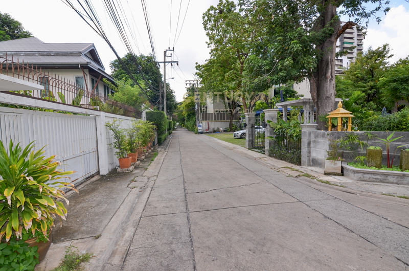 ที่ดินแปลงสวย ไซส์หายาก “ใจกลางเอกมัย” 348 ตรว. ใกล้ BTS เอกมัย, ทองหล่อ,พระโขนง ถนนสุขุมวิท No.42-LA-67028 – รูปที่ 4