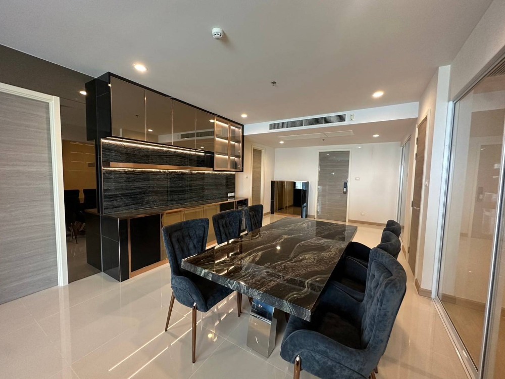 For Sell 3 bed ศุภาลัย ริวาแกรนด์ พื้นที่ 139 sq.m. มีหลายห้องให้เลือก For Sell 3 bed ศุภาลัย ริวาแกรนด์ พื้นที่ 139 sq.m. มีหลายห้องให้เลือก