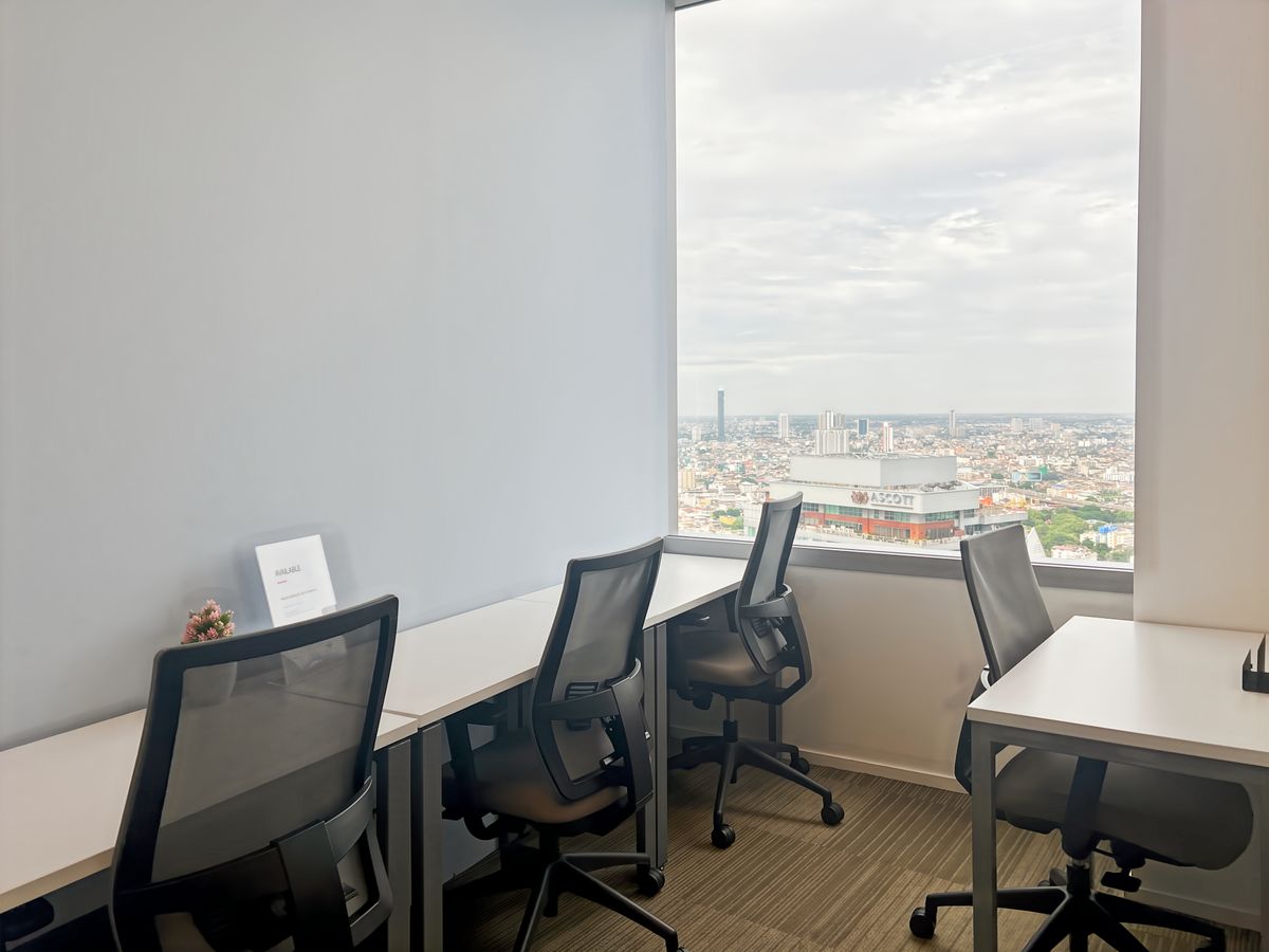 การเข้าใช้แบบรวมทุกบริการสำหรับพื้นที่โคเวิร์กกิ้งใน Regus Sathorn Square การเข้าใช้แบบรวมทุกบริการสำหรับพื้นที่โคเวิร์กกิ้งใน Regus Sathorn Square