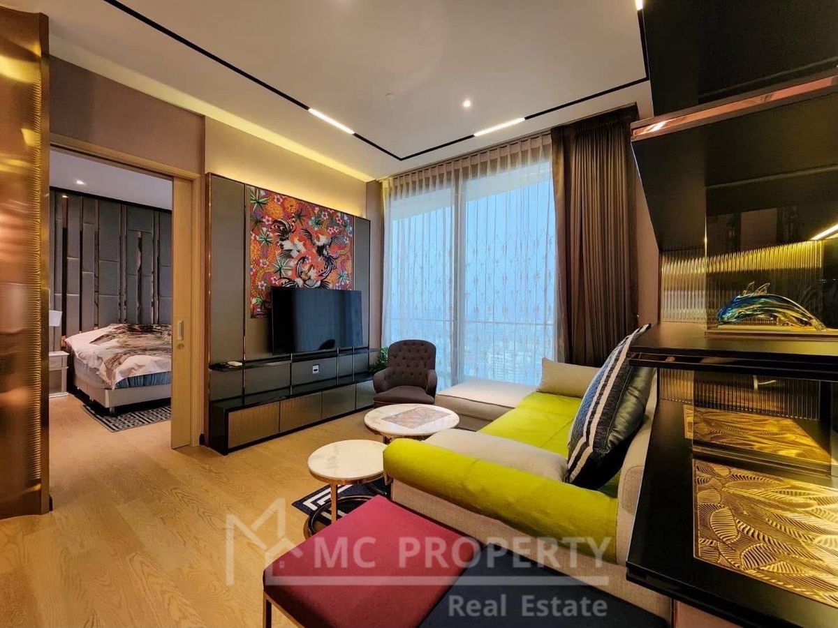 Magnolias Waterfront 1 bedroom 79sqm very high floor special layout for rent only 65,000 please contact 0816878954