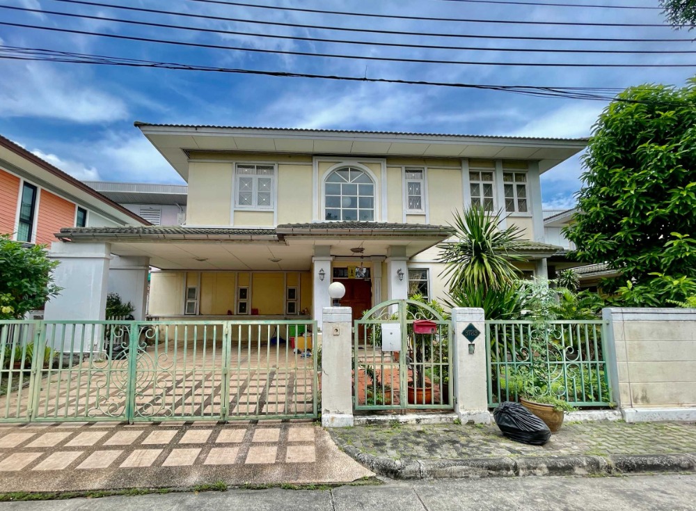 Single house for sale, prime location, Lat Phrao house, 76 sq m., near Central Eastville Single house for sale, prime location, Lat Phrao house, 76 sq m., near Central Eastville