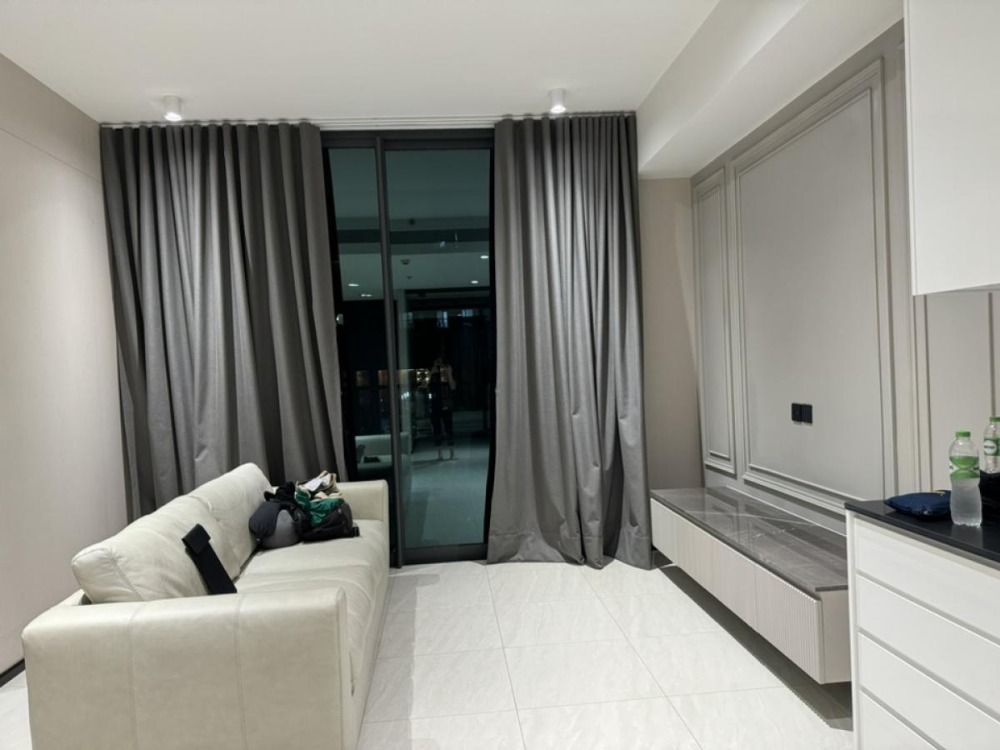 For sale 1 bedroom 67.5 sq m. Tate Sathorn Twelve Soi Sathorn 12