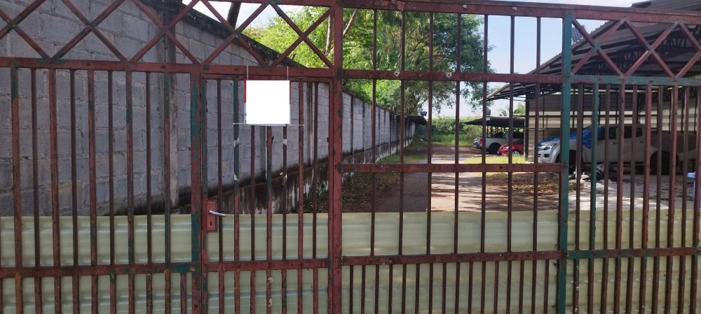 Land for sale in Soi Phutthabucha, 1.5 rai, filled, convenient transportation, near the main road