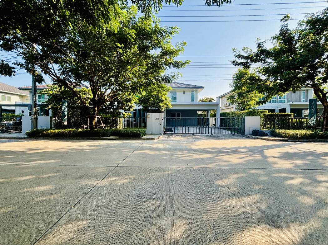 ขาย บ้านเดี่ยว แบบบ้านใหญ่สุดในโครงการ มัณฑนา 2 มอเตอร์เวย์ - กรุงเทพกรีฑาตัดใหม่ พื้นที่ใช้สอย 300 ตรม เนื้อที่ 1 งาน 10 ตรว ขาย บ้านเดี่ยว แบบบ้านใหญ่สุดในโครงการ มัณฑนา 2 มอเตอร์เวย์ - กรุงเทพกรีฑาตัดใหม่ พื้นที่ใช้สอย 300 ตรม เนื้อที่ 1 งาน 10 ตรว