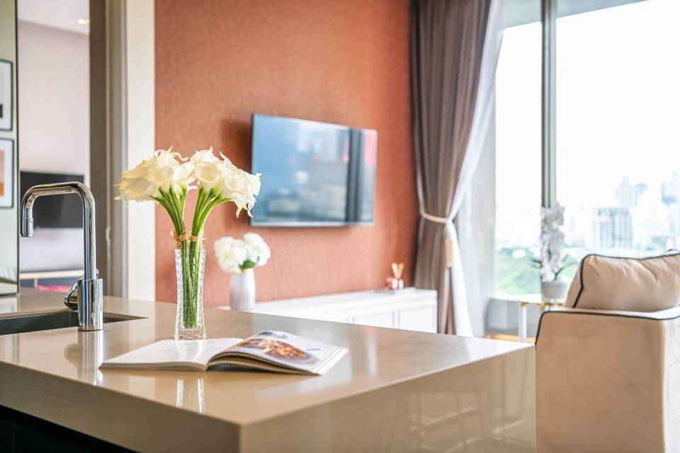● Nice Decoration ● ชั้น 10+ 57.00 ตร.ม. | 1 ห้องนอน ตกแต่งครบ | คอนโดใกล้ MRT ลุมพินี 2 นาที, สีลมคอมเพล็กซ์ 3 นาที, โรงเรียนเซนต์โยเซฟคอนเวนต์ 4 นาที – รูปที่ 4