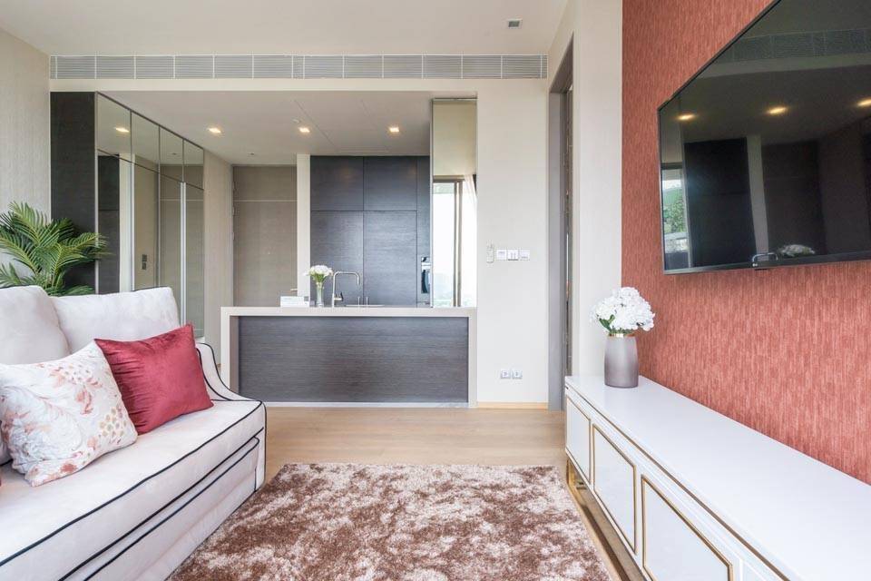 ● Nice Decoration ● ชั้น 10+ 57.00 ตร.ม. | 1 ห้องนอน ตกแต่งครบ | คอนโดใกล้ MRT ลุมพินี 2 นาที, สีลมคอมเพล็กซ์ 3 นาที, โรงเรียนเซนต์โยเซฟคอนเวนต์ 4 นาที – รูปที่ 4