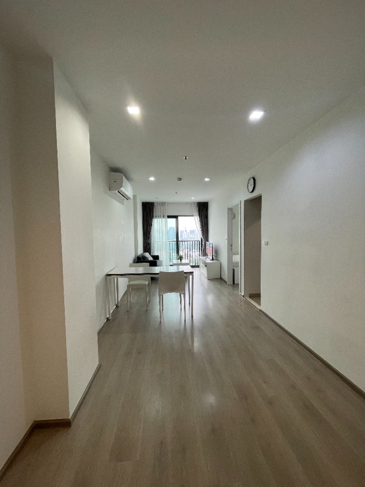 🔥ห้องโถงขนาดใหญ่ วิวเมืองและวิวแม่น้ำ 54 ตรม. 2 นอน 1 น้ำ เครื่องใช้ไฟฟ้า เฟอร์นิเจอร์ครบ พร้อมอยู่ – รูปที่ 3
