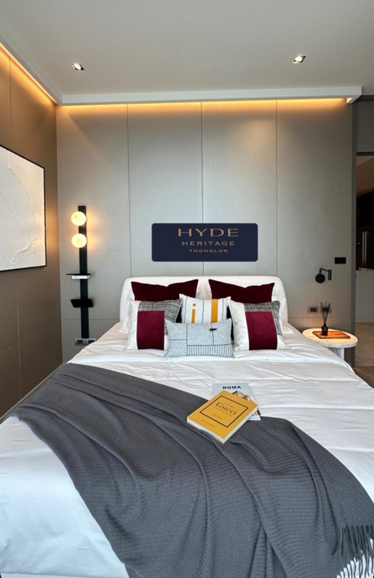 ด่วนๆ ขายห้องมือหนึ่งรวมตกแต่งจากโครงการ Hyde Heritage Thonglor ขนาด 78 ตรม. นัดหมายชมโครงการ 085-9455-666 (เฟิสท์) ด่วนๆ ขายห้องมือหนึ่งรวมตกแต่งจากโครงการ Hyde Heritage Thonglor ขนาด 78 ตรม. นัดหมายชมโครงการ 085-9455-666 (เฟิสท์)