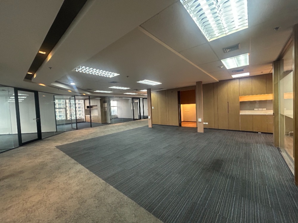Office at Empire Tower for rent 230 sqm 3rooms 890 baht per sqm or 200,000 baht per month – รูปที่ 4