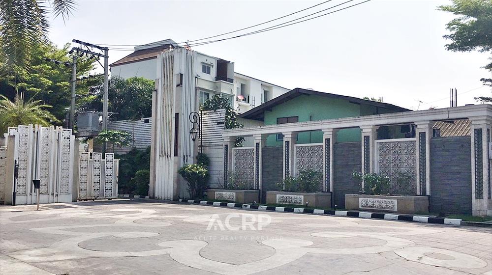 ขายทาวเฮ้าส์ หมู่บ้านกลางกรุง พระราม 3 26 ตร.ว. ใกล้โรงเรียน King's College – รูปที่ 2