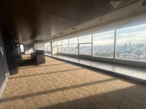 Office at Empire Tower for rent 230 sqm 3rooms 890 baht per sqm or 200,000 baht per month