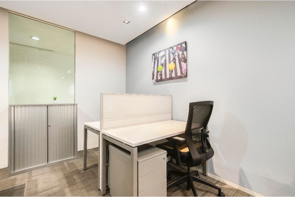 พื้นที่โคเวิร์กกิ้งใน Regus Exchange Tower พื้นที่โคเวิร์กกิ้งใน Regus Exchange Tower