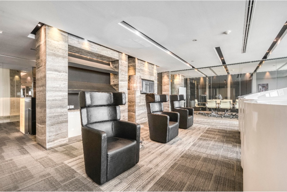 ค้นหาพื้นที่ออฟฟิศใน Regus Exchange Tower สำหรับ 4 พนักงาน พร้อมการดูแลทุกอย่างให้ครบครัน – รูปที่ 4