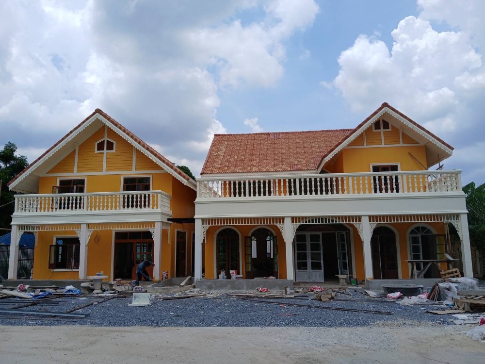For rent: Newly built building, tourist attraction, Bang Nam Phueng, Bang Yo 3, suitable for homestay, restaurant or health center.