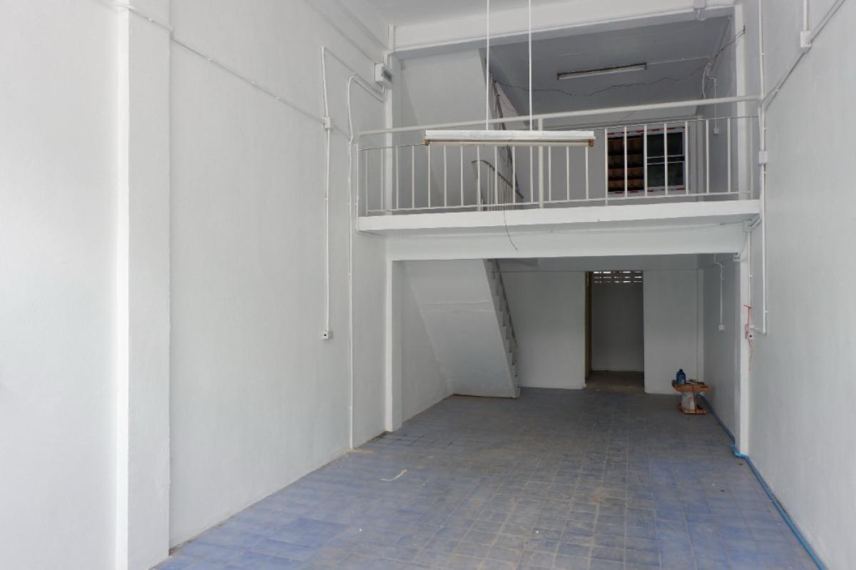 Commercial building, ready to live, 4 floors, 4 buildings, with parking lot, location 7 minutes from Wutthakat BTS – รูปที่ 3