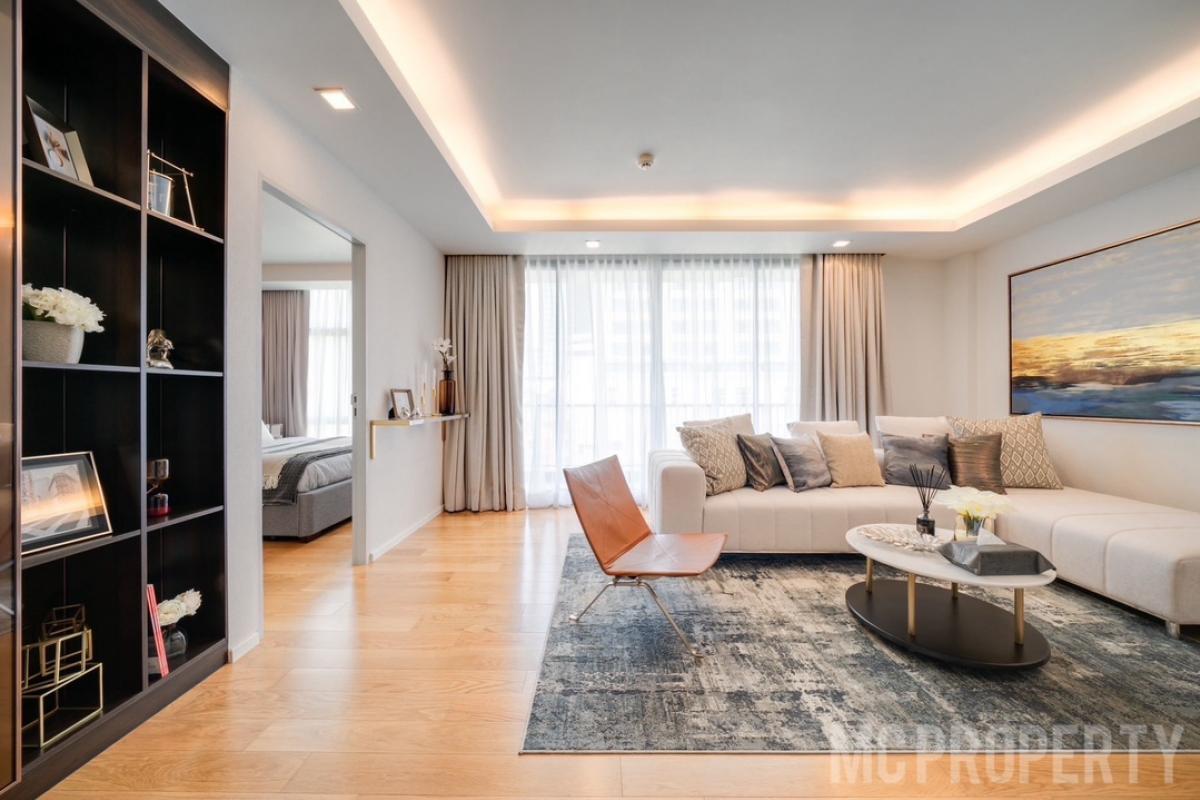 The Rarest 2 bedroom unit(Best Layout!!!) at Focus Ploenchit 70.76sqm for sale only 12.5Mb please contact MC Property Line/Tel: 0816878954 The Rarest 2 bedroom unit(Best Layout!!!) at Focus Ploenchit 70.76sqm for sale only 12.5Mb please contact MC Property Line/Tel: 0816878954