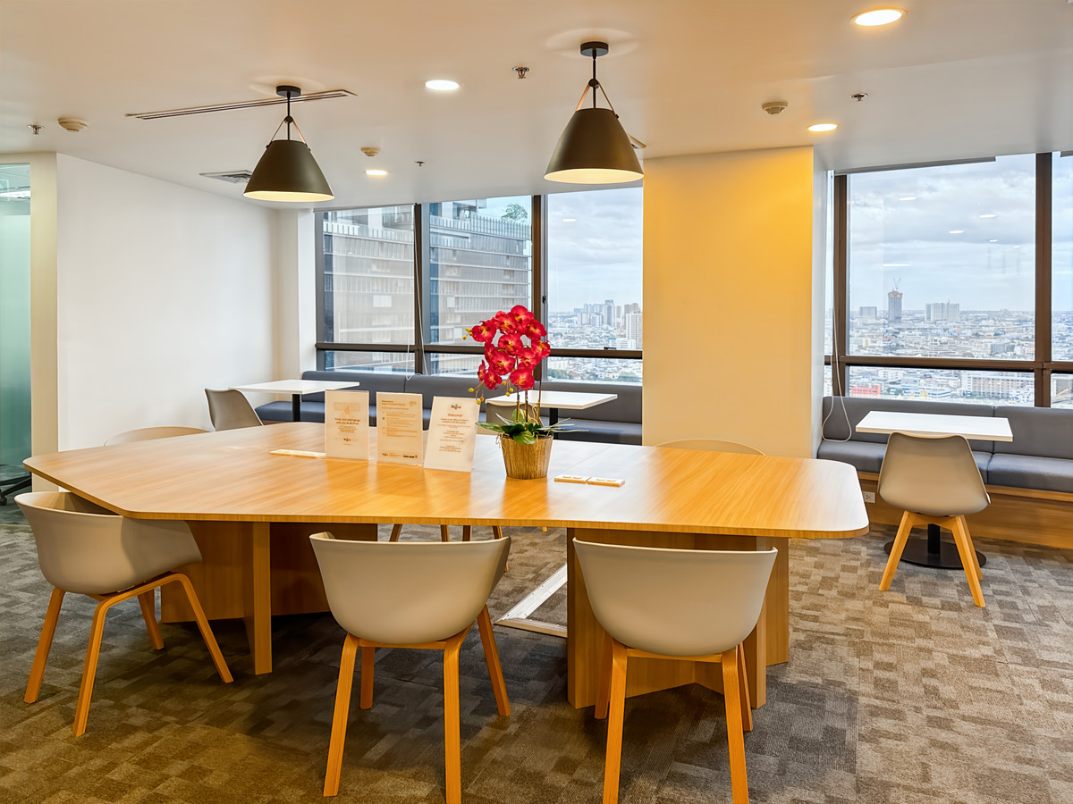 ทำงานอย่างมีประสิทธิภาพยิ่งขึ้นในพื้นที่ออฟฟิศแบบแชร์ใน Regus Chartered Square – รูปที่ 4