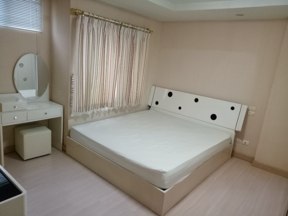 ขายคอนโด Happy Condo Ratchada 18 ห้องใหญ่ 43 ตรม. สะดวกใกล้ MRT ห้วยขวาง (FS4526) ขายคอนโด Happy Condo Ratchada 18 ห้องใหญ่ 43 ตรม. สะดวกใกล้ MRT ห้วยขวาง (FS4526)