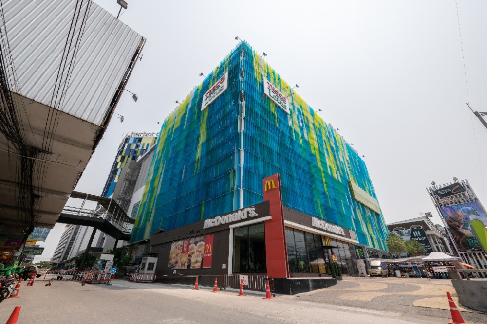 พื้นที่ออฟฟิศส่วนตัวสำหรับ 2 พนักงาน ใน Regus Harbor Mall