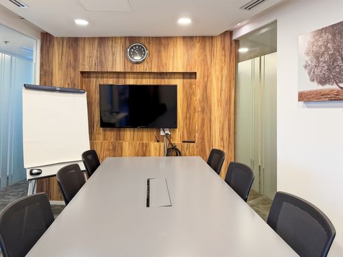 พื้นที่ออฟฟิศพร้อมบริการครบวงจรสำหรับคุณและทีมใน Regus Chartered Square