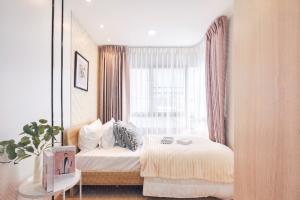 《Double room》Installments start at just 6,xxx per person. Really worth it. Big room. New furniture. Wynn Chokchai 4