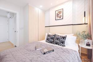 << คุ้มมาก >> 👉อยากมีคอนโดฟีลบ้าน อยู่กันสองคนแบบสบาย ๆ ต้องที่นี่! ✨️Wynn Condo โชคชัย 4✨️ (𝐖𝐲𝐧𝐧 𝐂𝐨𝐧𝐝𝐨 𝐋𝐚𝐝𝐩𝐫𝐚𝐨-𝐂𝐡𝐨𝐤𝐜𝐡𝐚𝐢 𝟒)✨️