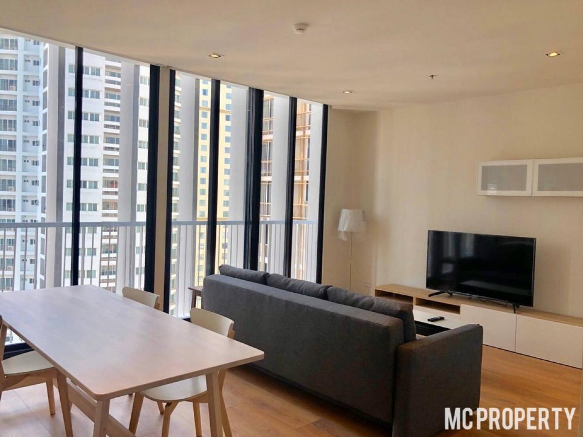 Park Origin Phrom Phong (Park24) 2 bedroom big size!! 93sqm For rent only 80,000 please contact 0816878954
