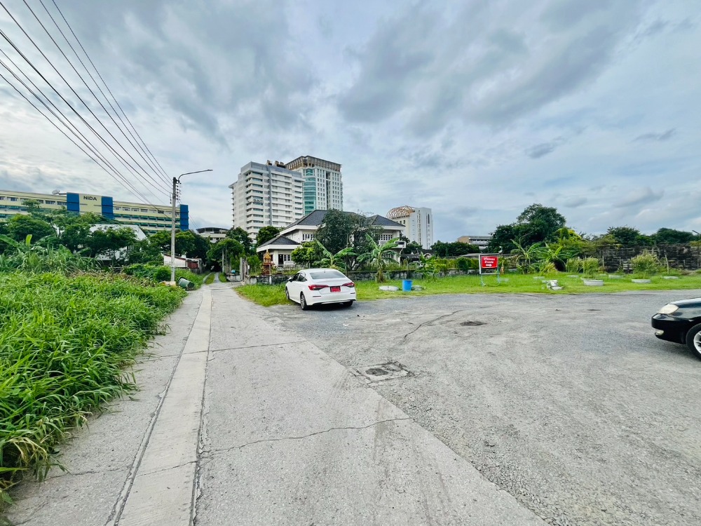 ขายที่ดิน3ไร่รามคำแหง แยกบ้านม้า นิด้า ใกล้สถานีรถไฟฟ้าเพียง 300 เมตร Land for sale Ramkhamhaaeng road close to MRT – รูปที่ 2