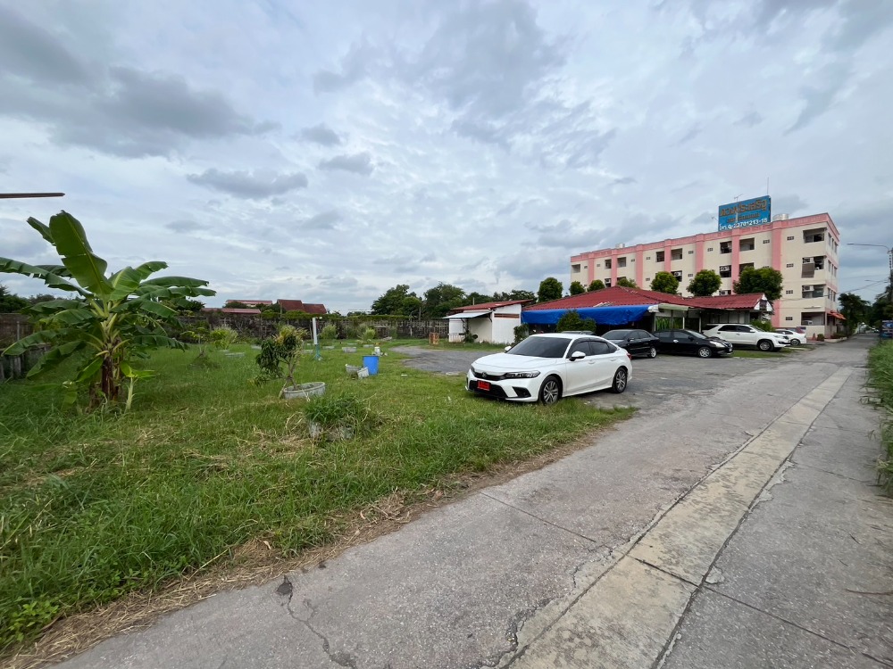 ขายที่ดิน3ไร่รามคำแหง แยกบ้านม้า นิด้า ใกล้สถานีรถไฟฟ้าเพียง 300 เมตร Land for sale Ramkhamhaaeng road close to MRT – รูปที่ 3