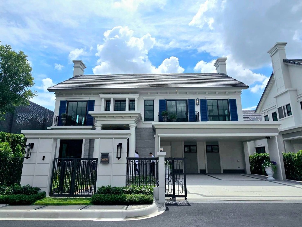 ❖ Type L330 ❖ 2 Storey Single house 86.20 sq.w., 330.00 sq.m. | 5 bedrooms, 5 bathrooms | Near Little Walk Krungthep Kreetha 6 mins., Market Place Krungthep Kreetha 9 mins., Brighton College International School 11 mins.