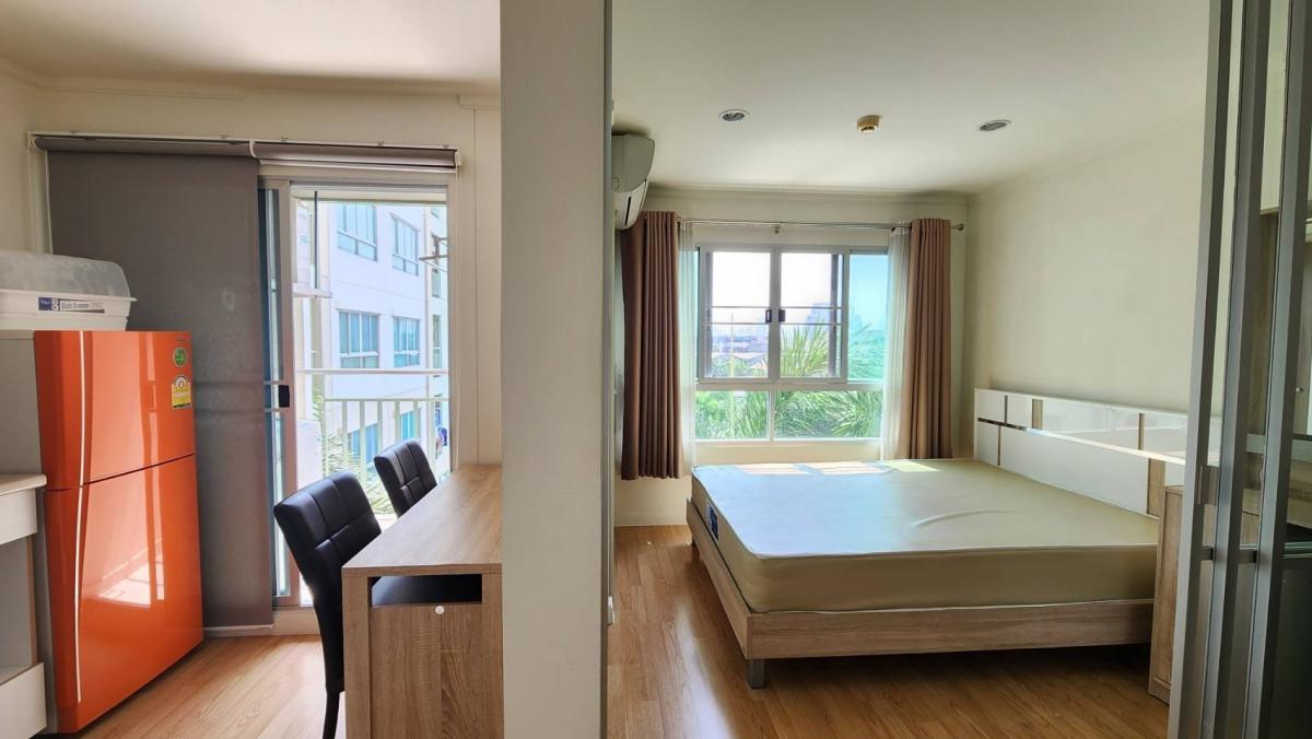 Ready to move in, spacious room, clean, comfortable, swimming pool view Ready to move in, spacious room, clean, comfortable, swimming pool view